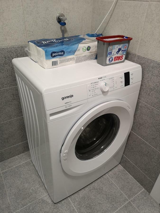 Apartman Gaga Lukavica Eksteriør billede