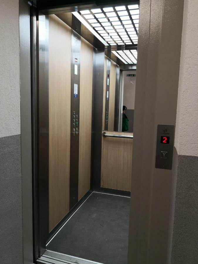Apartman Gaga Lukavica Eksteriør billede